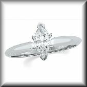 marquise solitaire engagment ring in 14K white gold