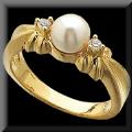 Stunning Ladies Japanese Akoya Cultured Pearl & Diamond Ring 14K